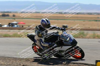 media/Sep-24-2022-TrackXperience (Sat) [[08127a19bf]]/Intermediate Group/session 3 turn 11/